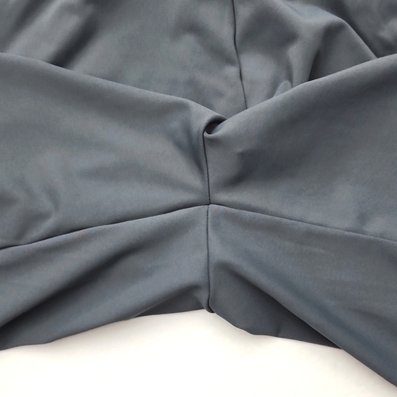 32 DEGREES COOL Men's Dark Grey Athletic Stretch Shorts Zippered Pockets Small - Picture 5 of 12